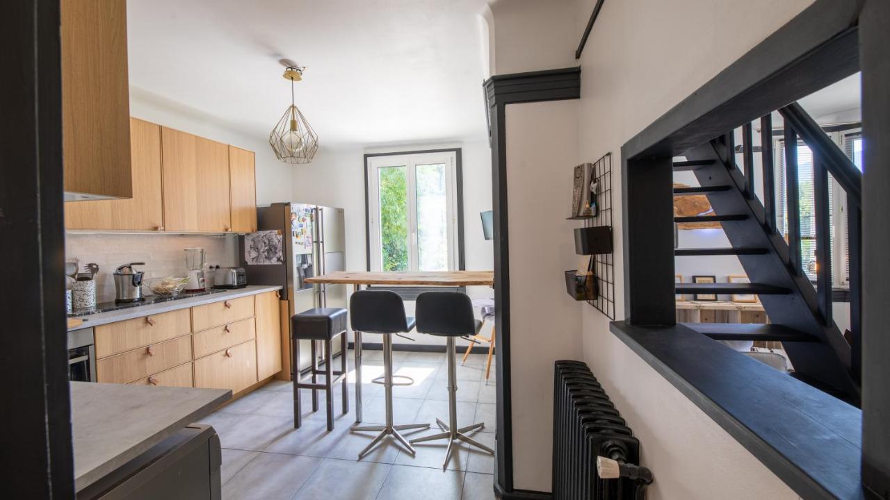 Mamie Jane Suite Deluxe Face Au Lac Tresserve Exterior foto